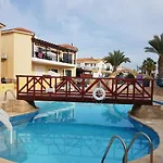 Charming 2 Bed. Ap. With Swimming Pool Pafos