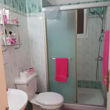 Charming 2 Bed. Ap. With Swimming Pool Апартаменты *