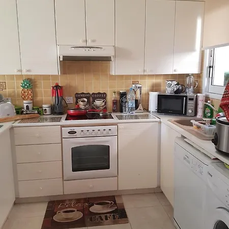 Charming 2 Bed. Ap. With Swimming Pool Apartment Paphos